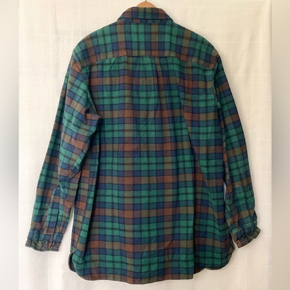 🌱L.L. Bean Green and Brown Checkered flannel button down Shirt - Picture 2 of 5
